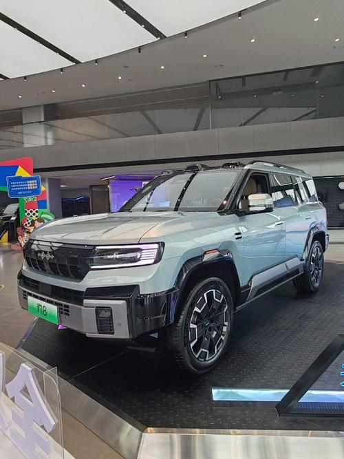 佛山110比亚迪方程豹硬派越野的爆款，英菲尼迪35周年与你共成长